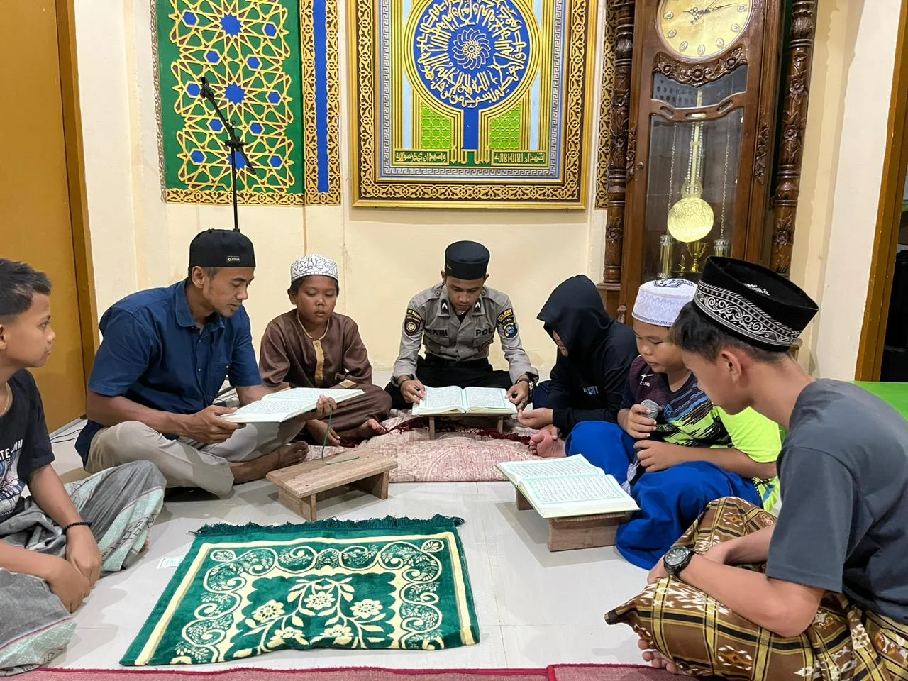 Tingkatkan Keimanan dan Ketakwaan, Personel Polsek Kuindra Giat Tadarus Al Quran